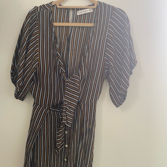 Faithfull the Brand - size 4 dress - Picture 3 of 8